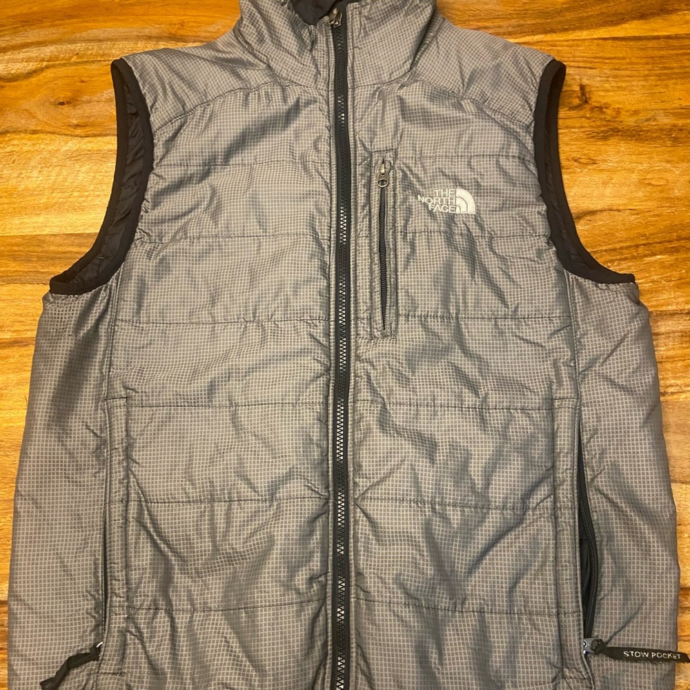 The North Face Men's Gray Puffer Vest